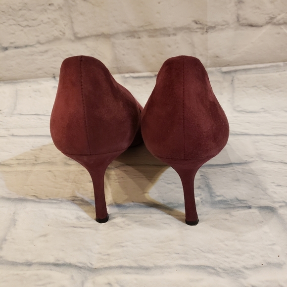 Donald J Pliner | Treva Cranberry suede heel in size 10 - Picture 5 of 9